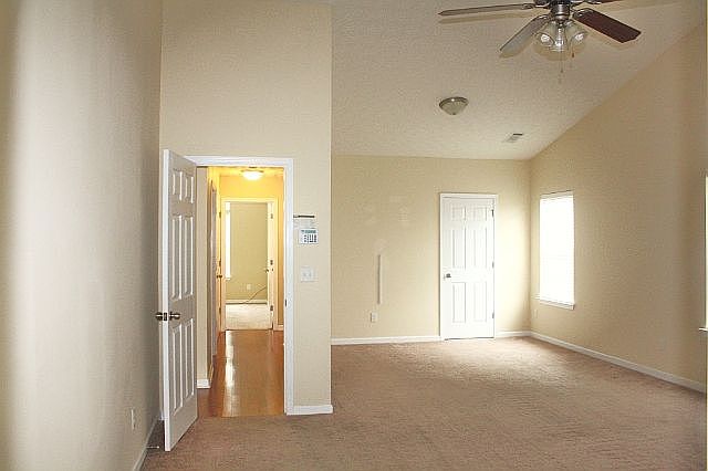 2nd image of 18 Springwood Ct