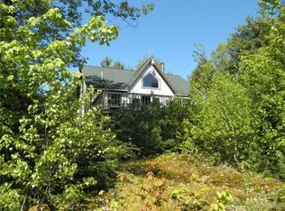 564 Sandy River Rd, Kents Hill, ME 04349