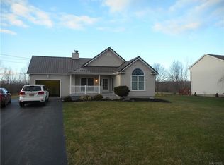 5865 Dunnigan Rd, Lockport, NY 14094