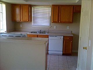 2nd image of 2806 Rimdale Dr