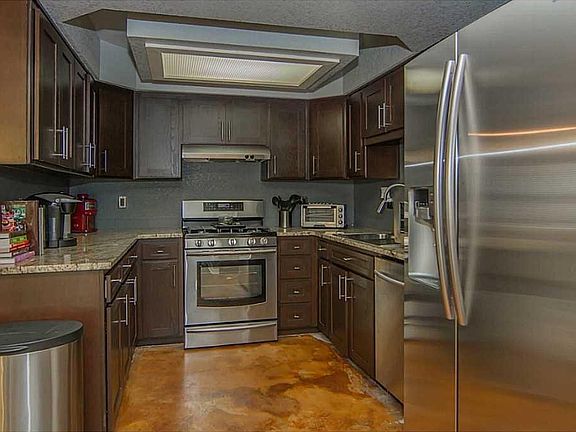 3rd image of 7573 Le Conte Dr