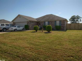 3315 Appomattox Dr, Conway, AR 72032