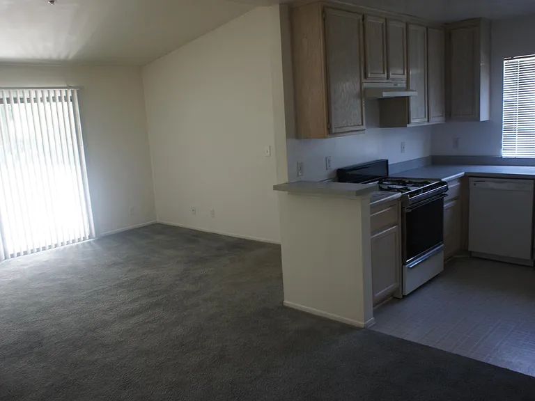 410 S Clementine St #108 — Photo 3