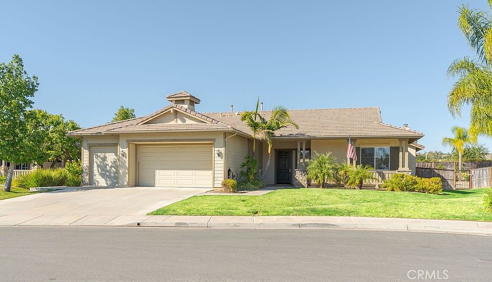 1st image of 41721 Hollister Ln
