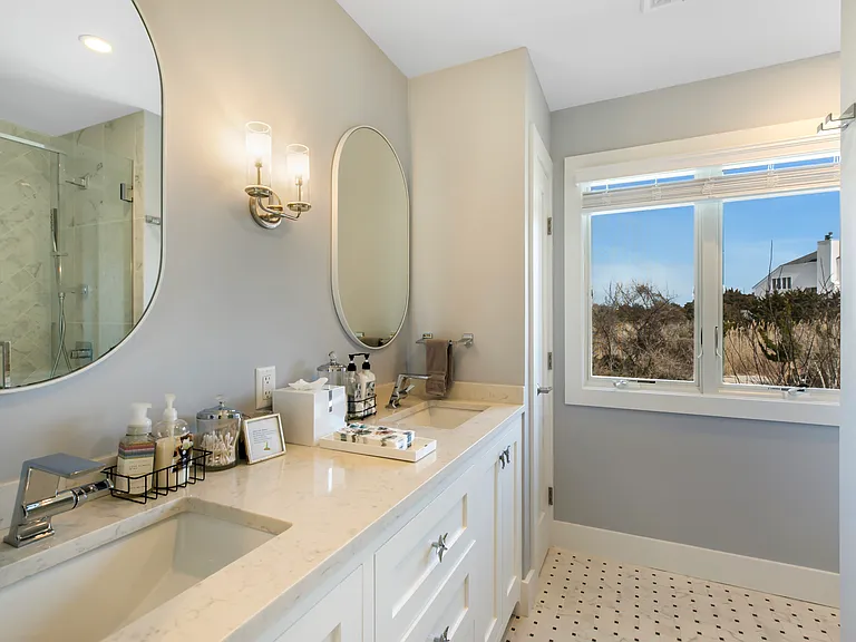 27 Stacy Dr — Photo 14
