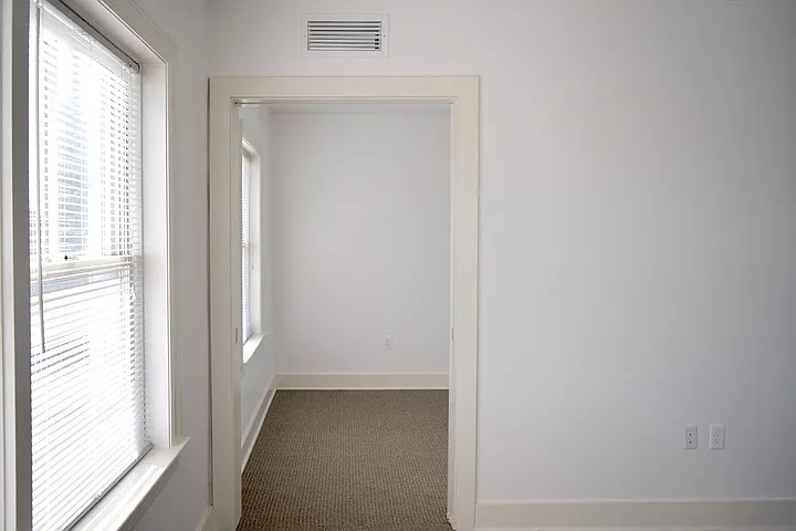 Clyde Manor — Photo 235