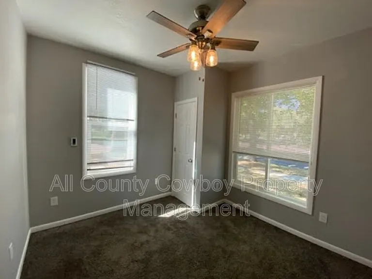 719 S 6th St #1 — Photo 3