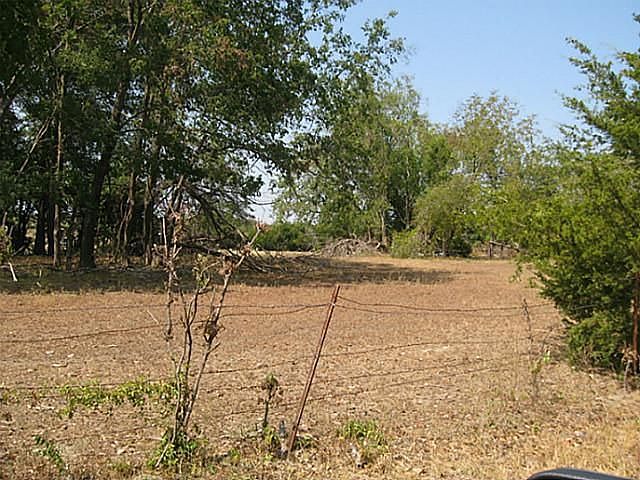 2nd image of 9215 County Road 311