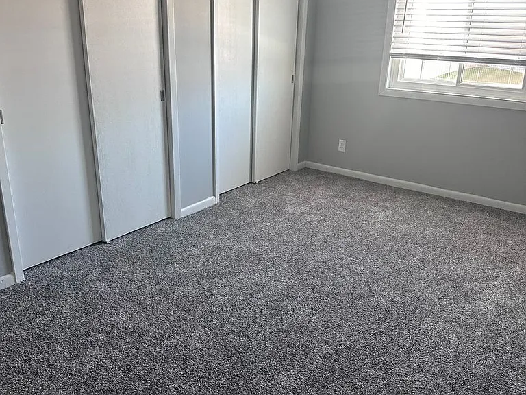 Superior Place Apartments — Photo 30