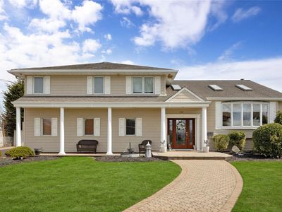 143 Whitewood Drive, Massapequa Park, NY, 11762