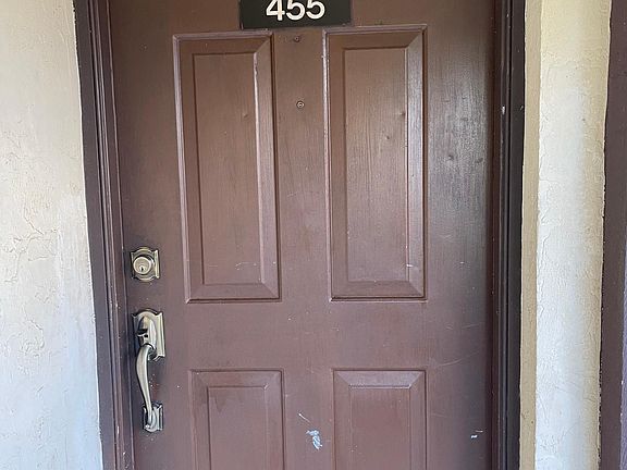 2nd image of 455 Glenwood Dr