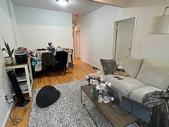 3rd image of 415 W 52nd St APT 3B