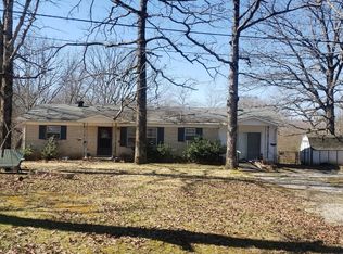 241 Clover Ln, Waverly, TN 37185