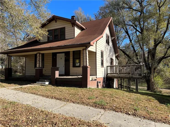 2501 S 18th St, Saint Joseph, MO 64503