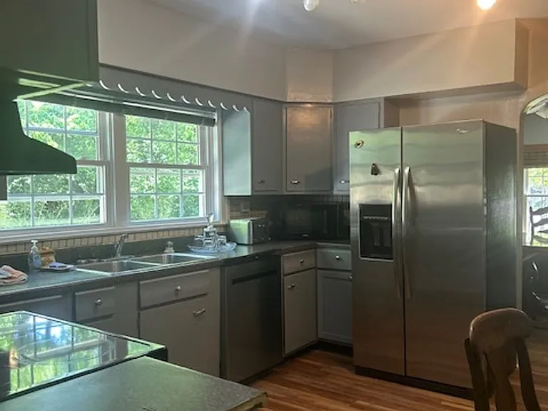 6401 Old Richmond Rd — Photo 7