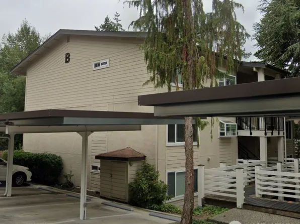 701 136th Place NE #B3, Bellevue, WA 98005
