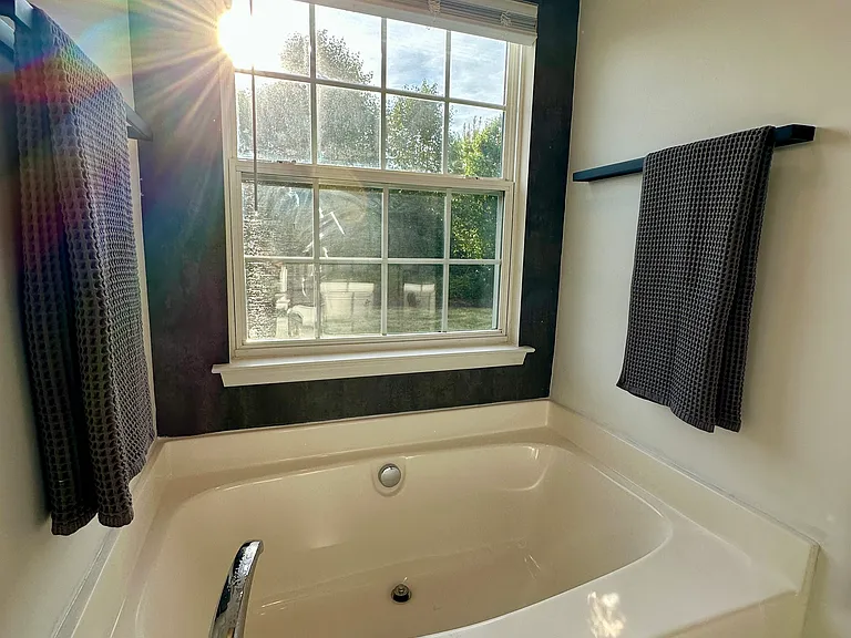 Sunburst Ln — Photo 25