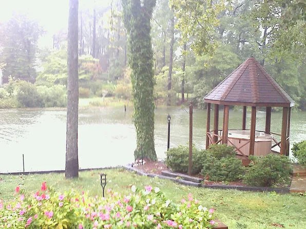 512 Westbrook Ct, Virginia Beach, VA 23455
