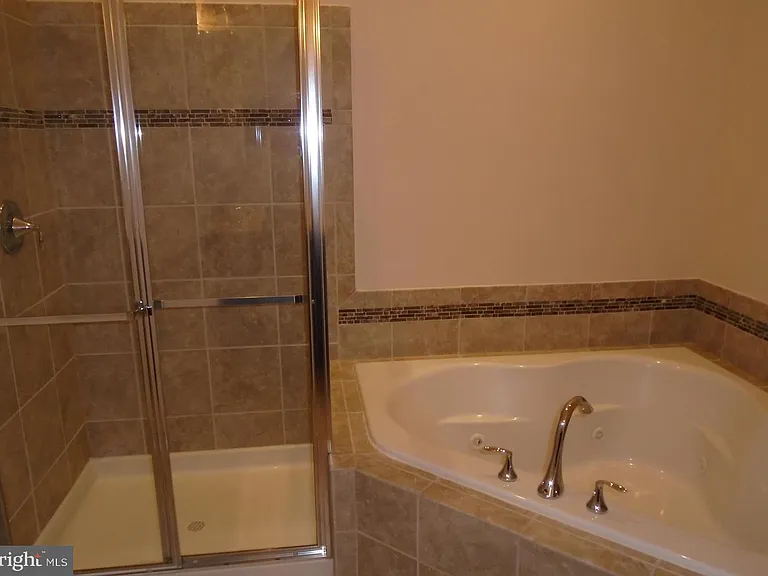 7886 River Rock Way — Photo 14