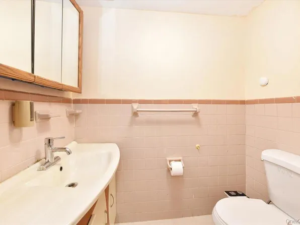 153-15 79th Avenue image 21 of 28