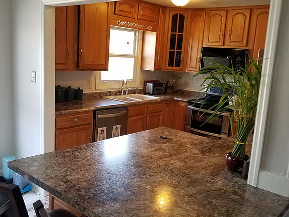 2nd image of 1207 Beechwood Dr
