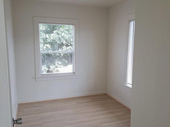 3rd image of 839 N Elliott St #D
