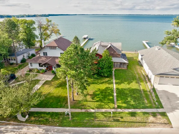24420 140th St, Orleans, IA 51360