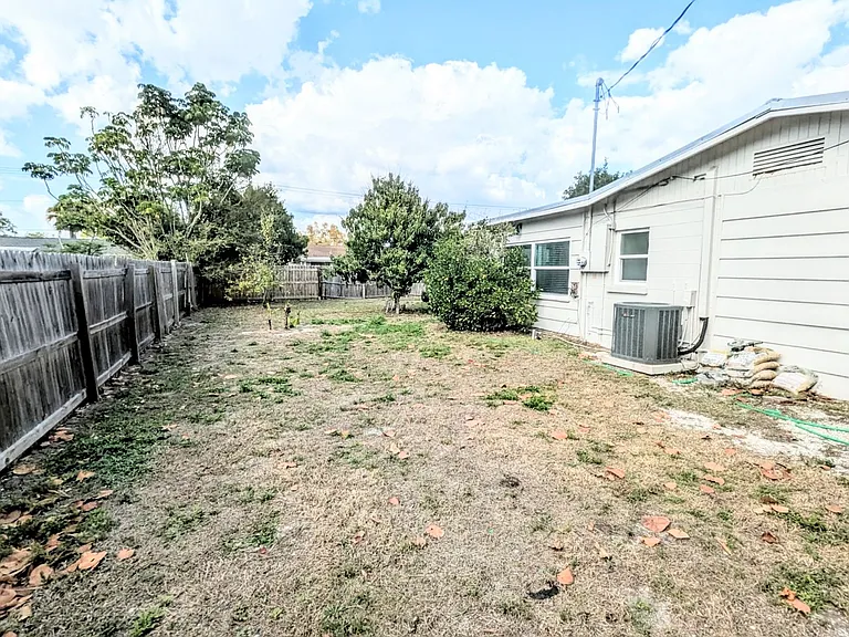 4515 Spahn St — Photo 36