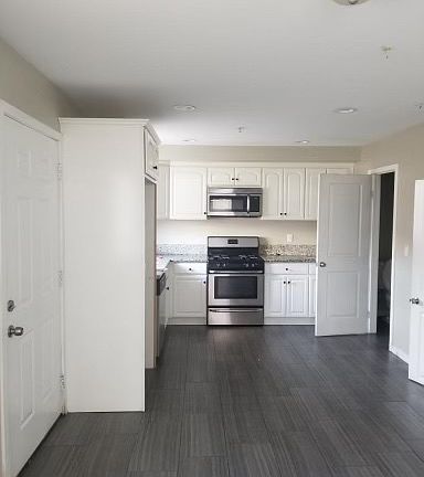 3rd image of 17388 Valencia Ave #104