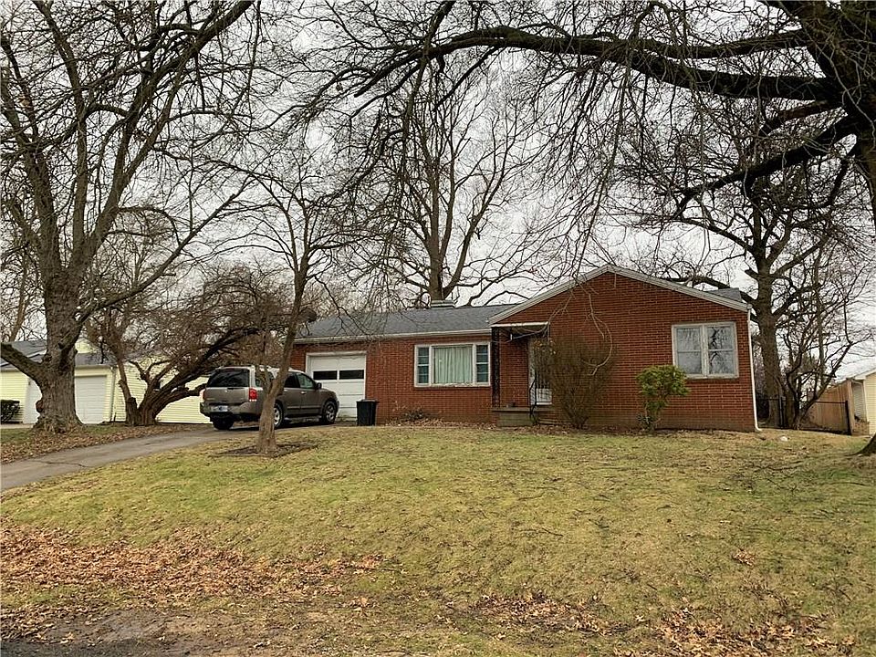 1st image of 1811 Hillcrest Dr