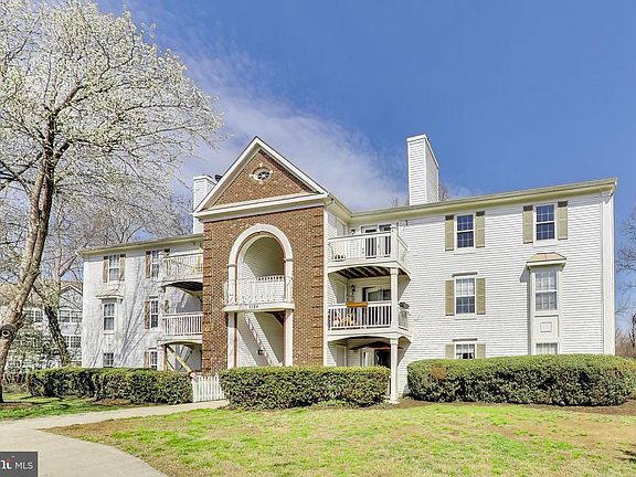 2nd image of 5704 Olde Mill Ct Unit 144