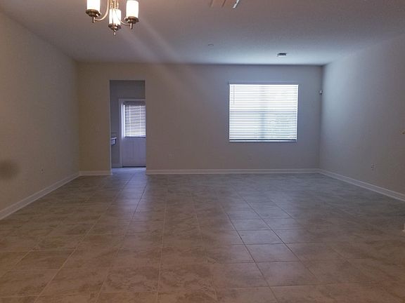 5th image of 11136 Longleaf Woods Dr