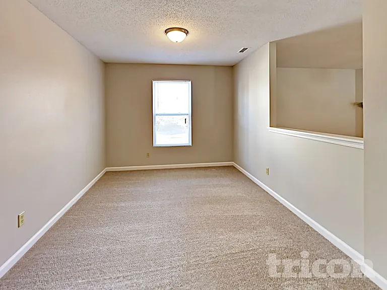 7921 Crackling Ln — Photo 3