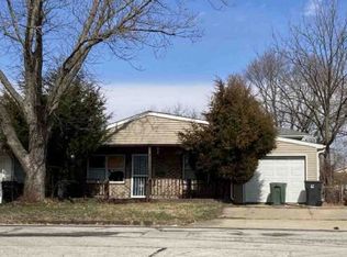 1700 W Packard St, Decatur, IL 62522