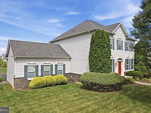 4th image of 116 Hart Dr