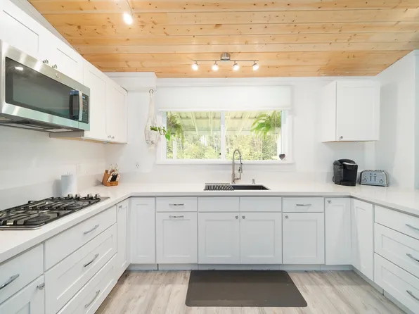 18-4180 Lehuanani St, Mountain View, HI 96771