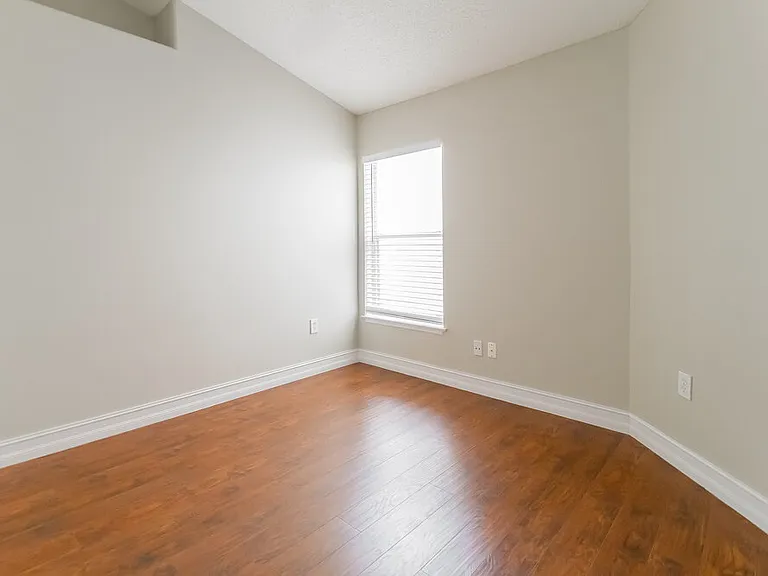 1802 Meadow Pond Way — Photo 13