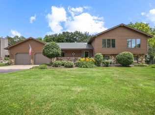 7959 Stagecoach Rd, Cross Plains, WI 53528