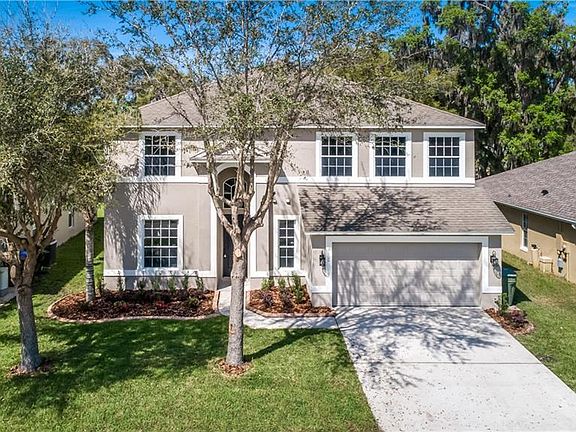 2nd image of 2100 The Oaks Blvd