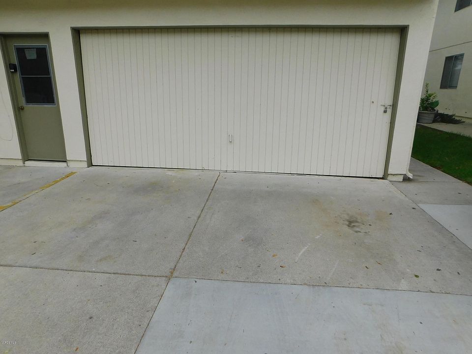 2nd image of 1180 Carlsbad Pl