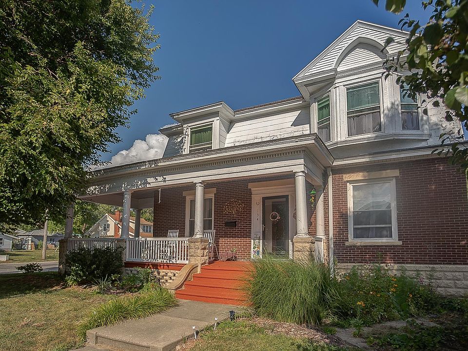 134 N Main St, White Hall, IL 62092 Zillow