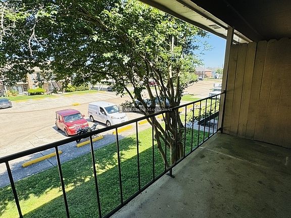 5th image of 6800 Camden Ln APT 21