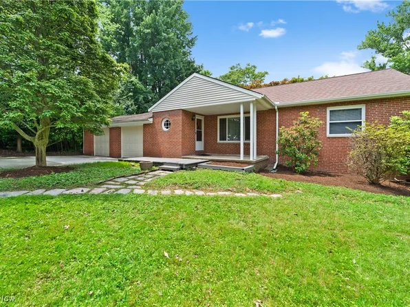 792 Miner Rd, Highland Heights, OH 44143