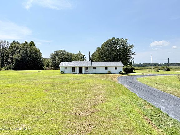 3rd image of 41 Robin Rd