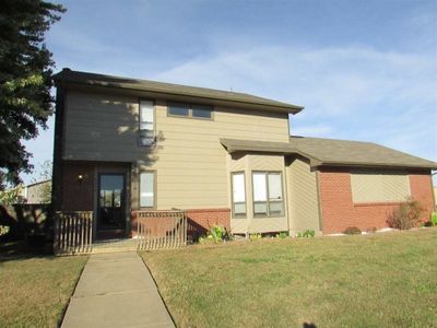 9038 E Skinner St, Wichita, KS, 67207