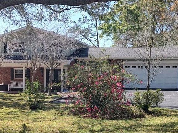 3rd image of 1068 Salsona Ave