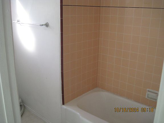 5th image of 66339 1st St #C