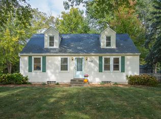 1987 County Road F E, White Bear Lake, MN 55110