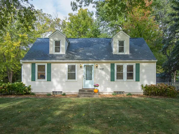 1987 County Road F E, White Bear Lake, MN 55110