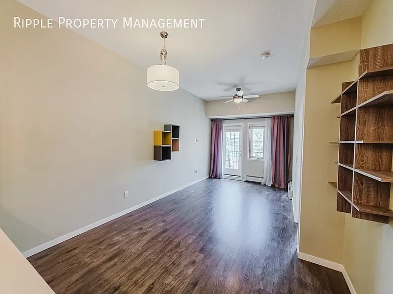30 Mahogany Mews SE #419 — Photo 8